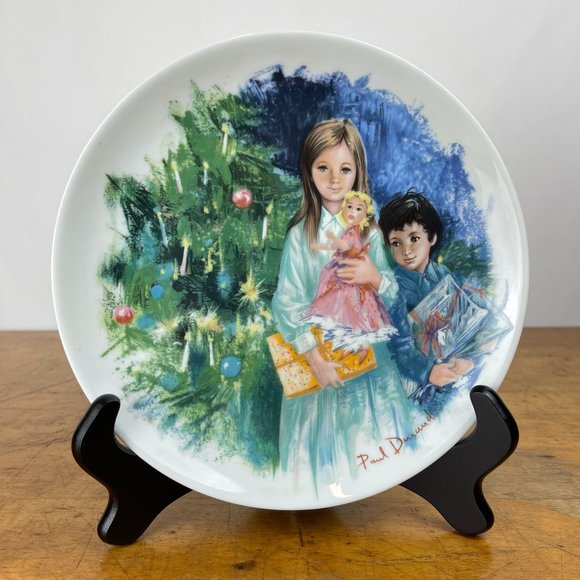 Limoges Paul Durand "Cecile Et Raoul" Christmas Plate 1981 Les Enfants De Durand - Picture 1 of 8
